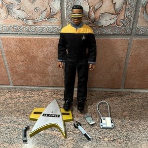 Star Trek Command Edition Lt Commander Geordi Forge - Collectors Series no box